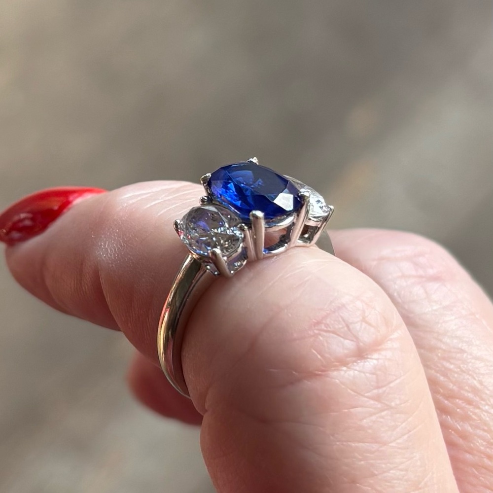 14k WG Blue Spinel Ring - Picture 12 of 15